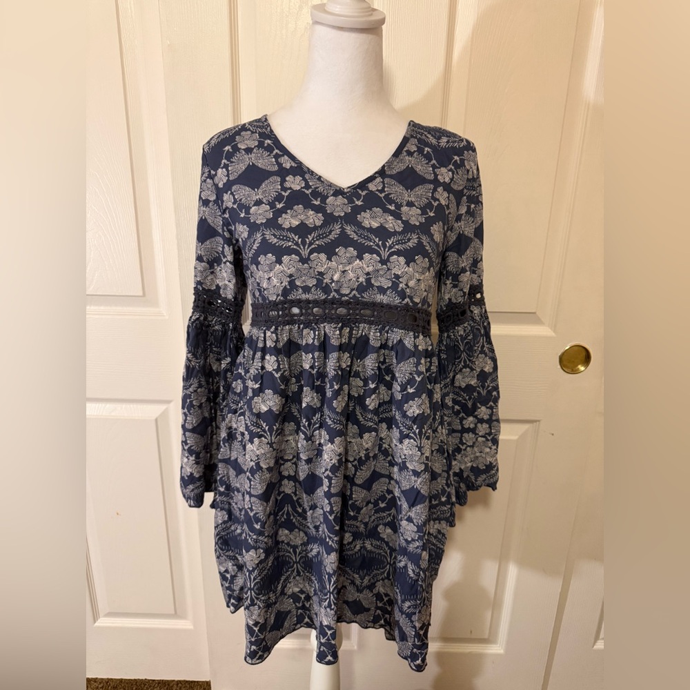 Patrons of Peace Navy and White Floral Tunic